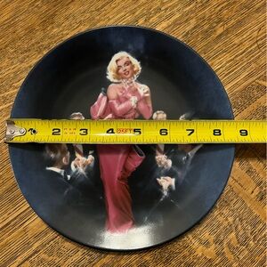 Marilyn Monroe plate